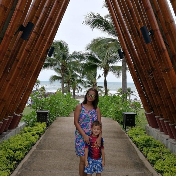 Meet your Posher, Fon - Picture 4 of 6